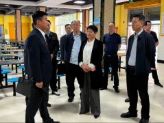 调研组一行先后深切早餐市场、勉县鑫科米业、